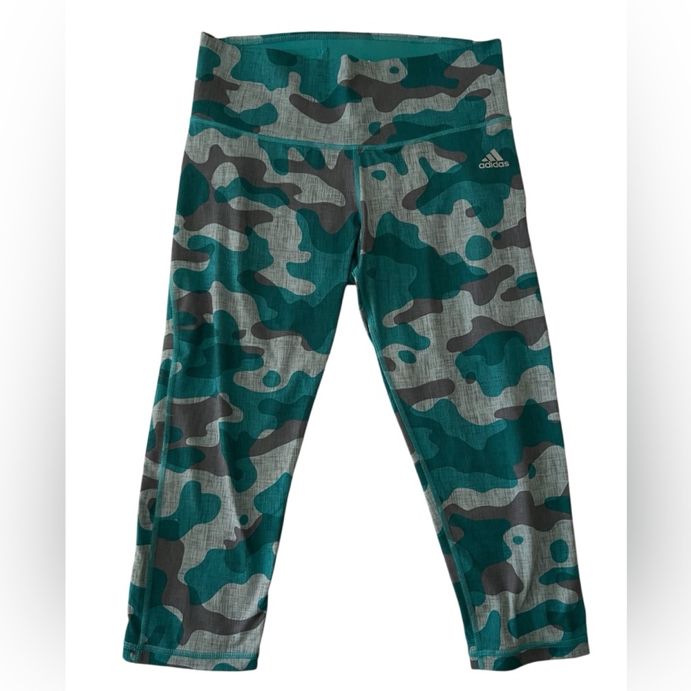 adidas | Climalite mid-rise capris. Green camo.